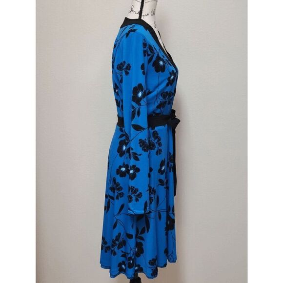 💙 WHITE HOUSE BLACK MARKET Long Sleeve Reversible Blue Matte Jersey Dress M - Picture 7 of 13
